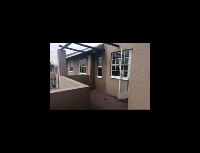 3 BEDROOM TOWNHOUSE SOLD IN MEYERSDAL